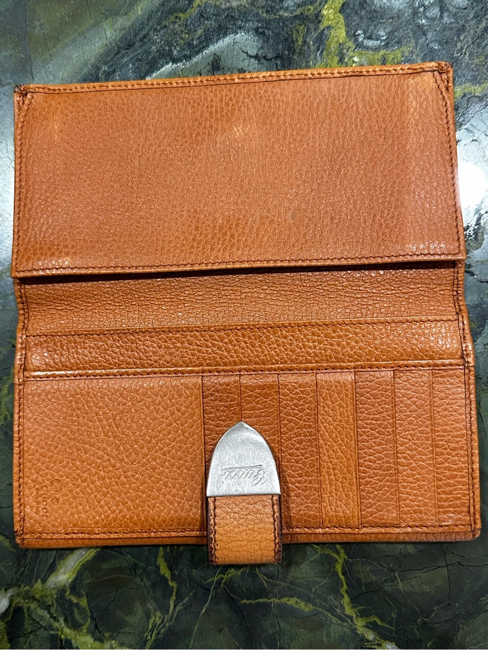 Gucci Signoria Continental Pebbled Leather Wallet Tan Silver-tone Logo Plaque - Picture 2 of 16